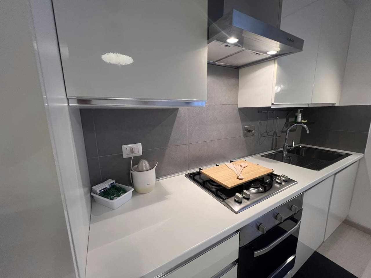 Modern Apartment In Monteverde Rome Exterior photo