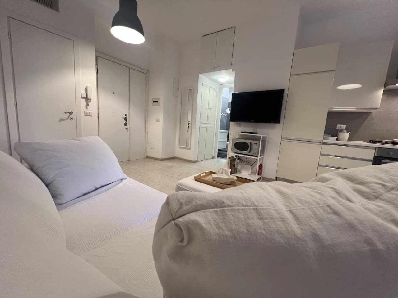 Modern Apartment In Monteverde Rome Exterior photo